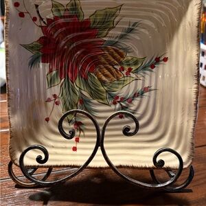 Festive Floral Square Plate